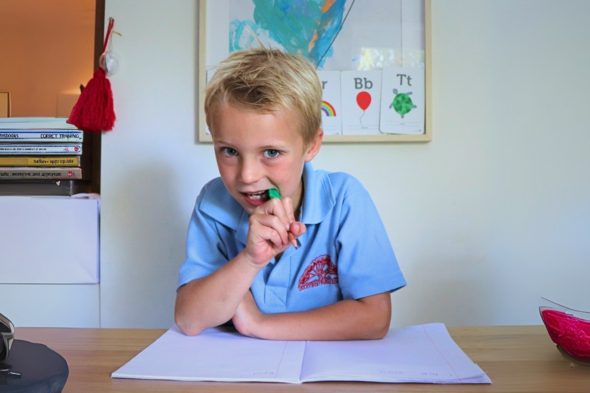 Nakładki antystresowe na ołówek Jellystone Designs