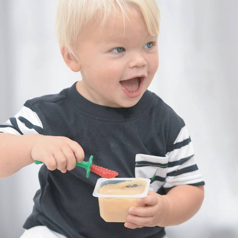 RaZbaby Silikonowe łyżeczki dla niemowląt RaZberry 2 szt., czerwona i niebieska, 6m+