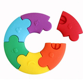 Pierwsze puzzle sensoryczne dla niemowlaka kółko Jellystone Design tęczowe, OUTLET