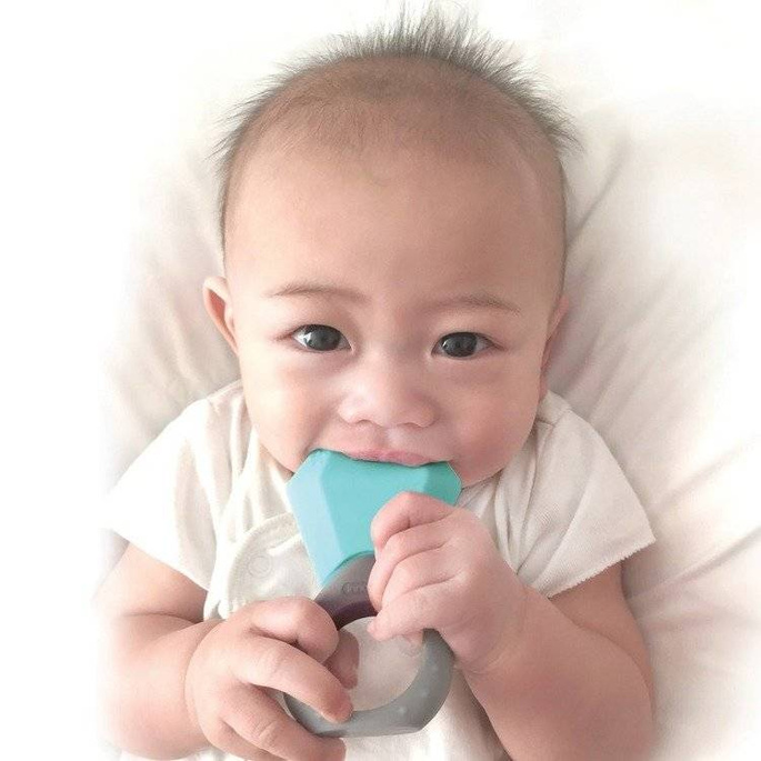 Gryzak Pierwszy Klejnot, Kwietniowy Diament, innoBaby