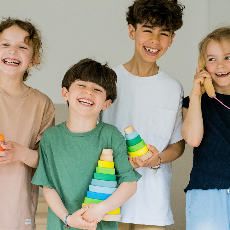 Grimm’s Wieża drewniana dla dzieci 10 krążków – wieża Montessori zabawka układanka Neon Green 1+