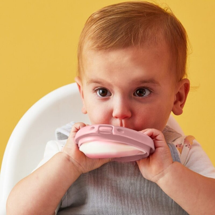 b.box fill+feed Silikonowa miseczka z pokrywką do karmienia niemowląt i dzieci Blush