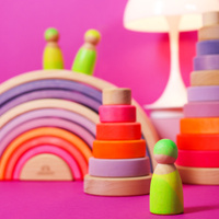 Tęcza Grimm’s 10 elementów Neon Pink – drewniana tęcza Montessori dla dzieci 3+